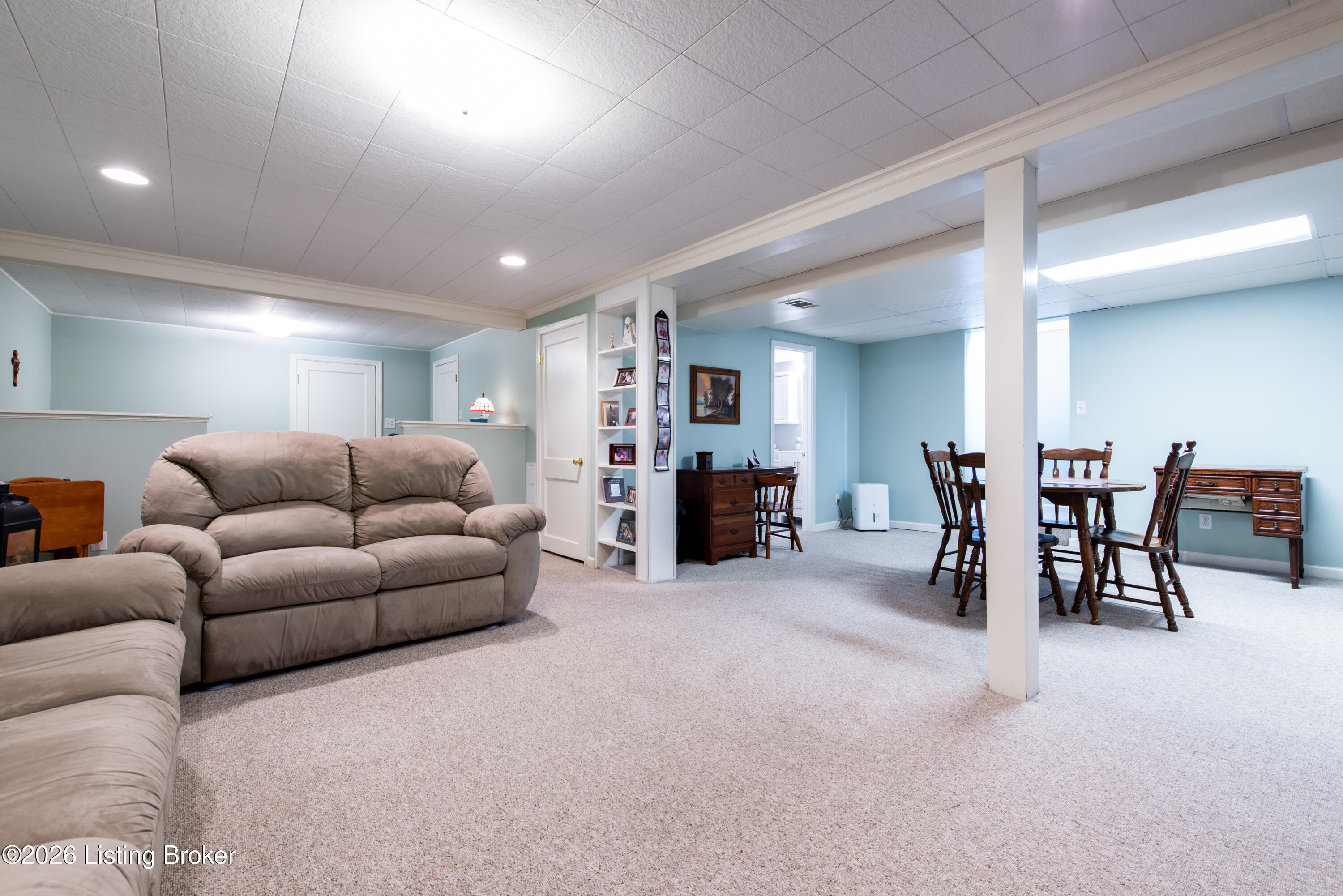 2602 Alps Road Louisville, KY 40216 - Photo 24 of 41 3118