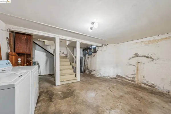 $949,000 | 2600 Hilgard Avenue, Berkeley, CA 94709