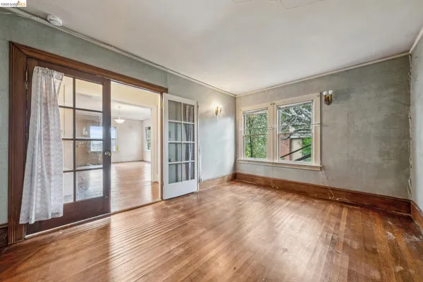 $949,000 | 2600 Hilgard Avenue, Berkeley, CA 94709