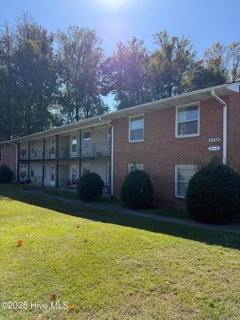 $850 | 4358 Eastern Pines Road, Unit 25, Greenville, NC 27858