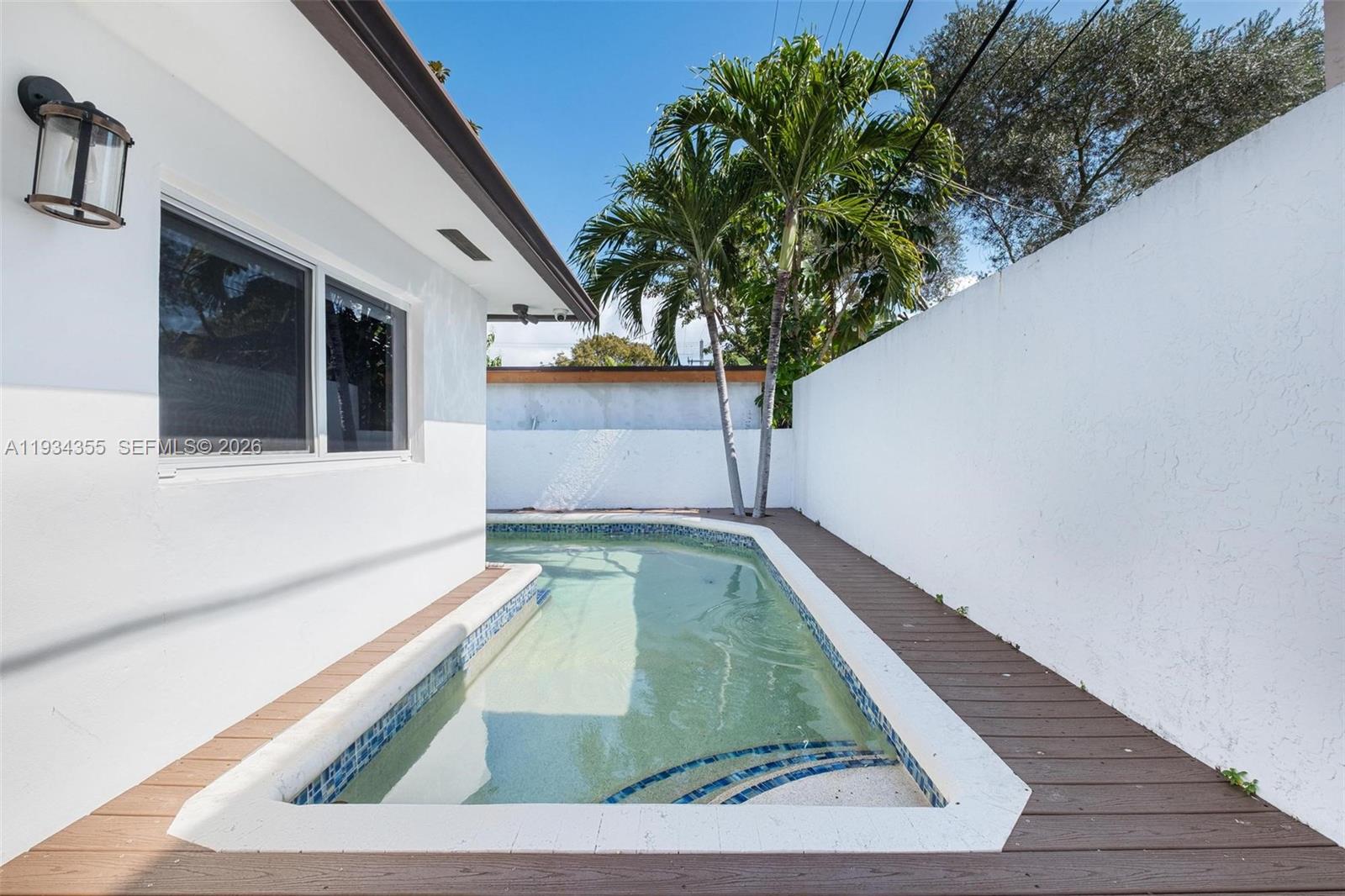 2430 Southwest 22nd Terrace Miami, FL 33145 - Photo 37 of 37