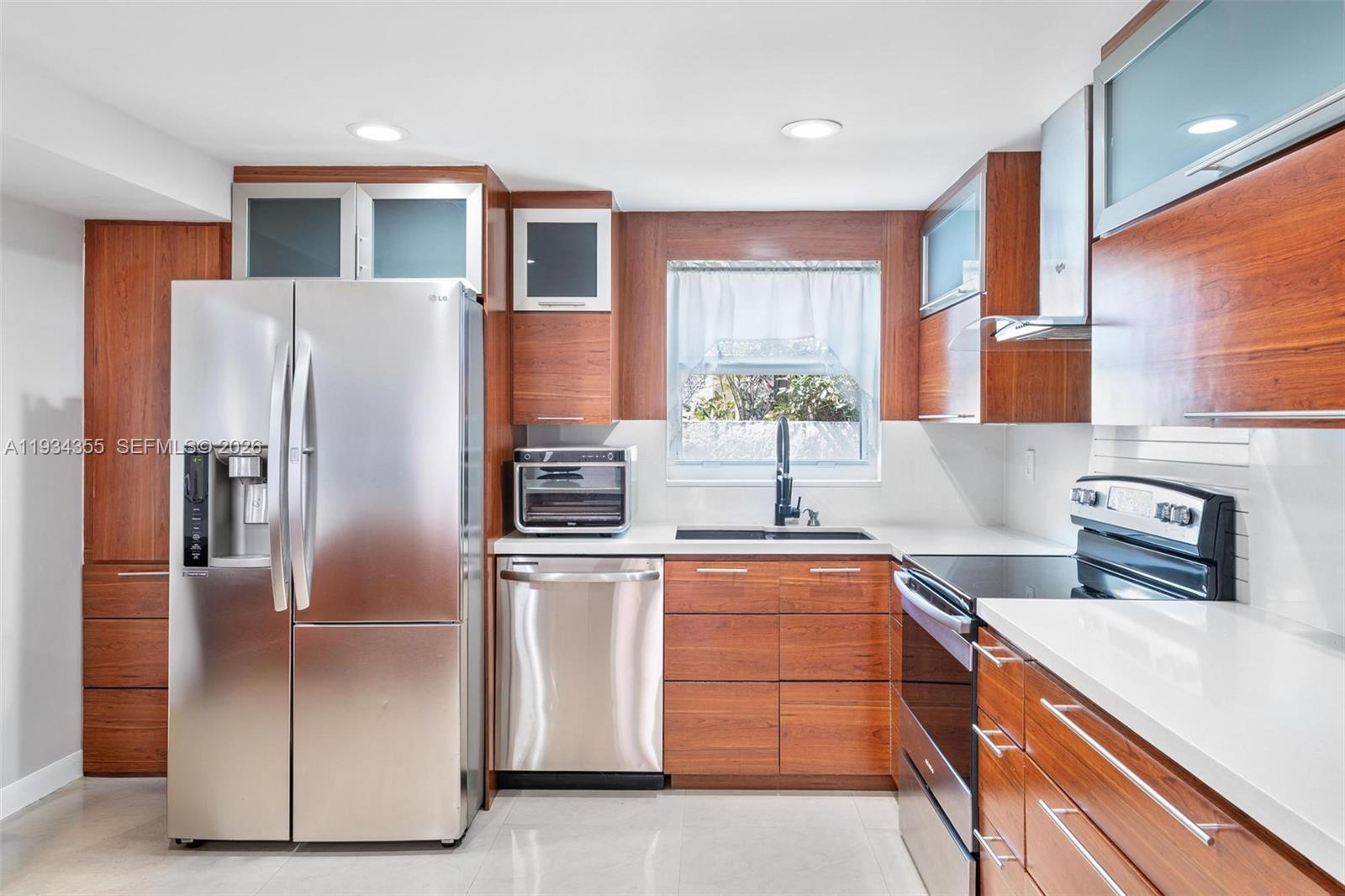 2430 Southwest 22nd Terrace Miami, FL 33145 - Photo 6 of 37