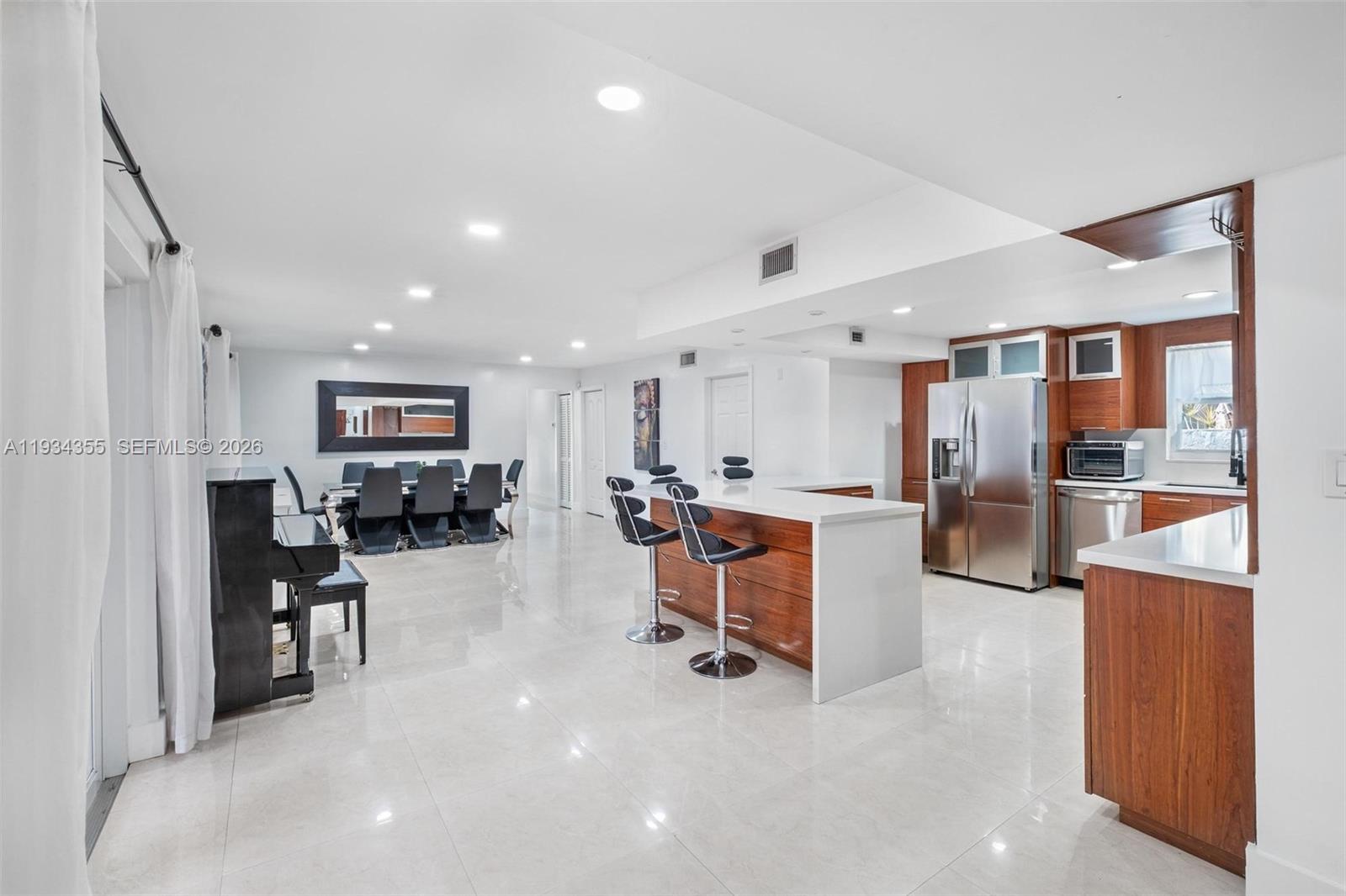 2430 Southwest 22nd Terrace Miami, FL 33145 - Photo 8 of 37