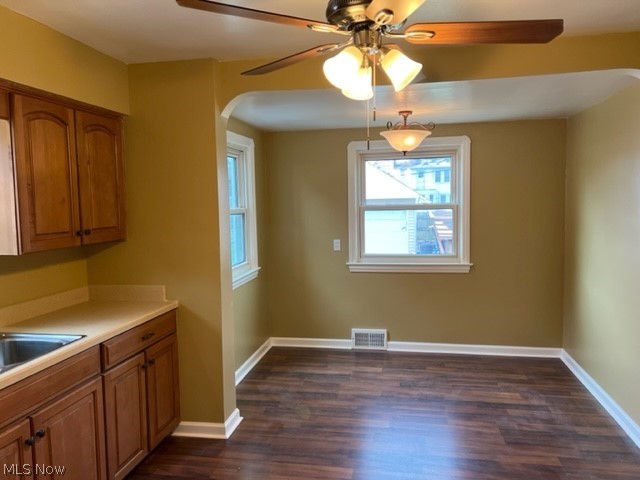 7417 Spring Garden Road Cleveland, OH 44129 - Photo 8 of 30