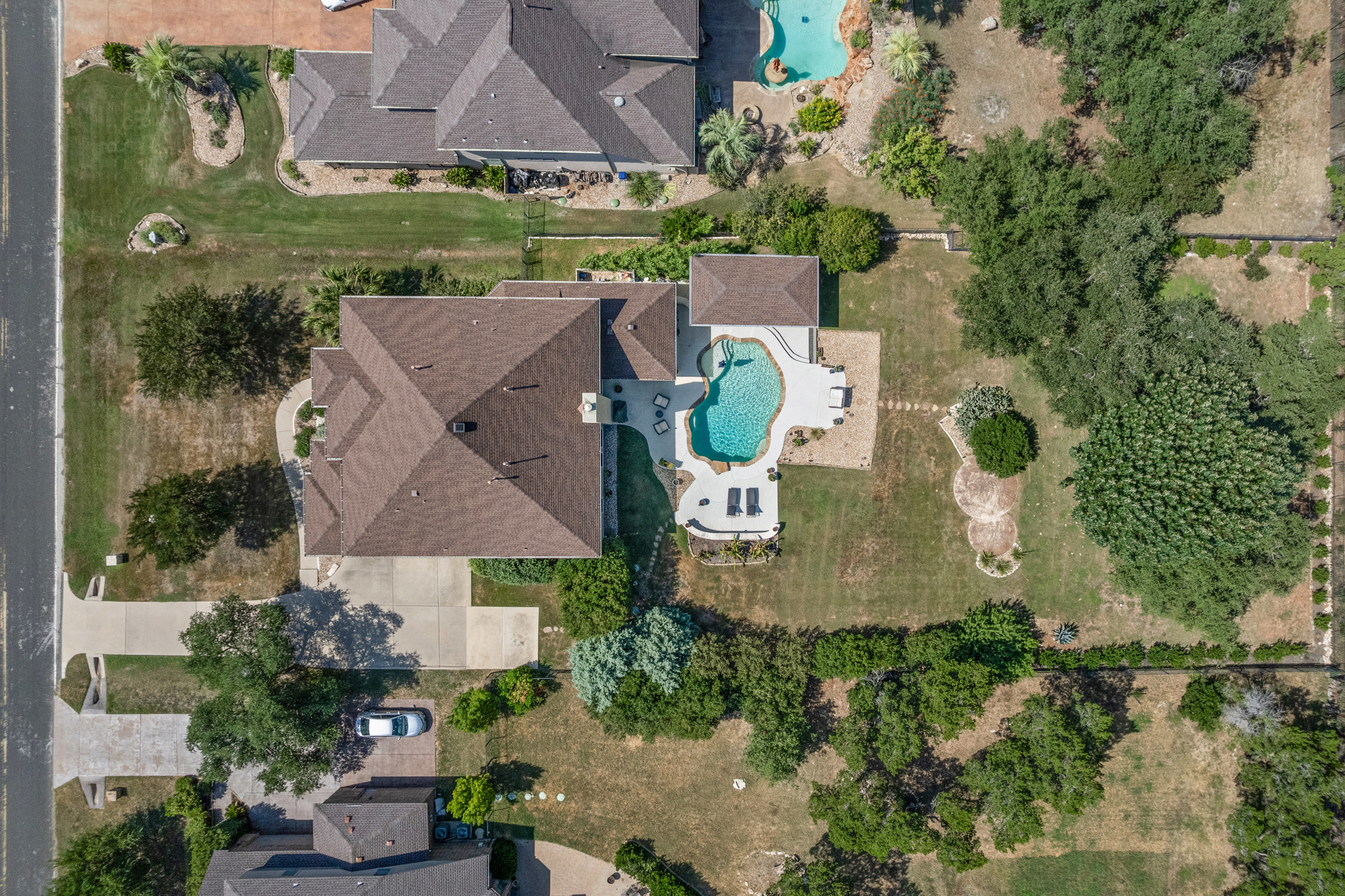 2300 Lakehurst Road Spicewood, TX 78669 - Photo 37 of 40 Bird's eye view of a pool