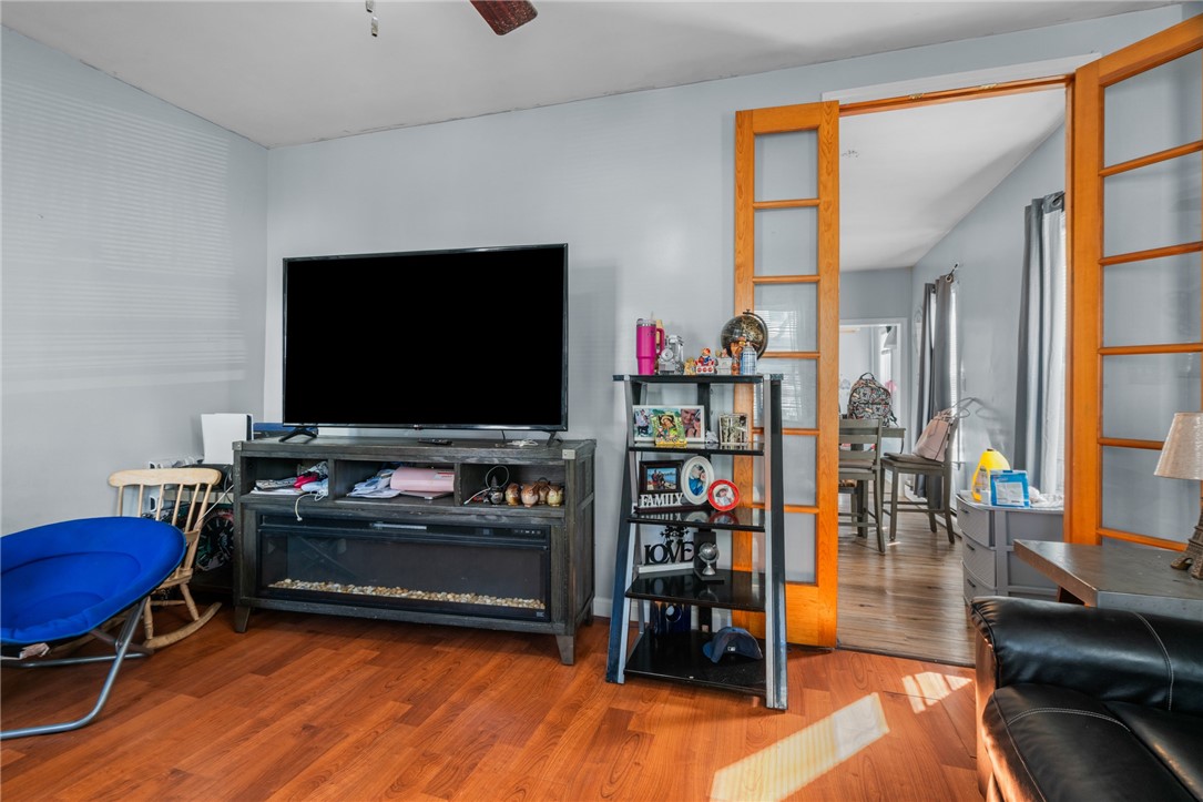 51 Johnson Street Pawtucket, RI 02860 - Photo 25 of 46