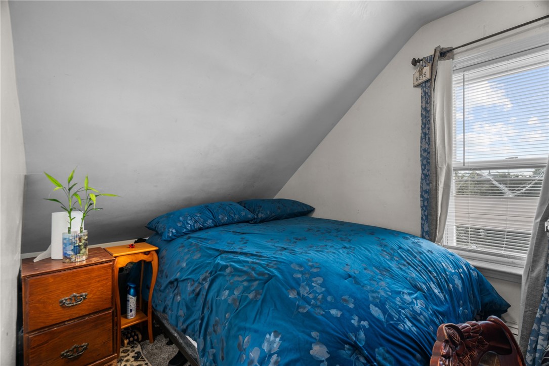 51 Johnson Street Pawtucket, RI 02860 - Photo 35 of 46