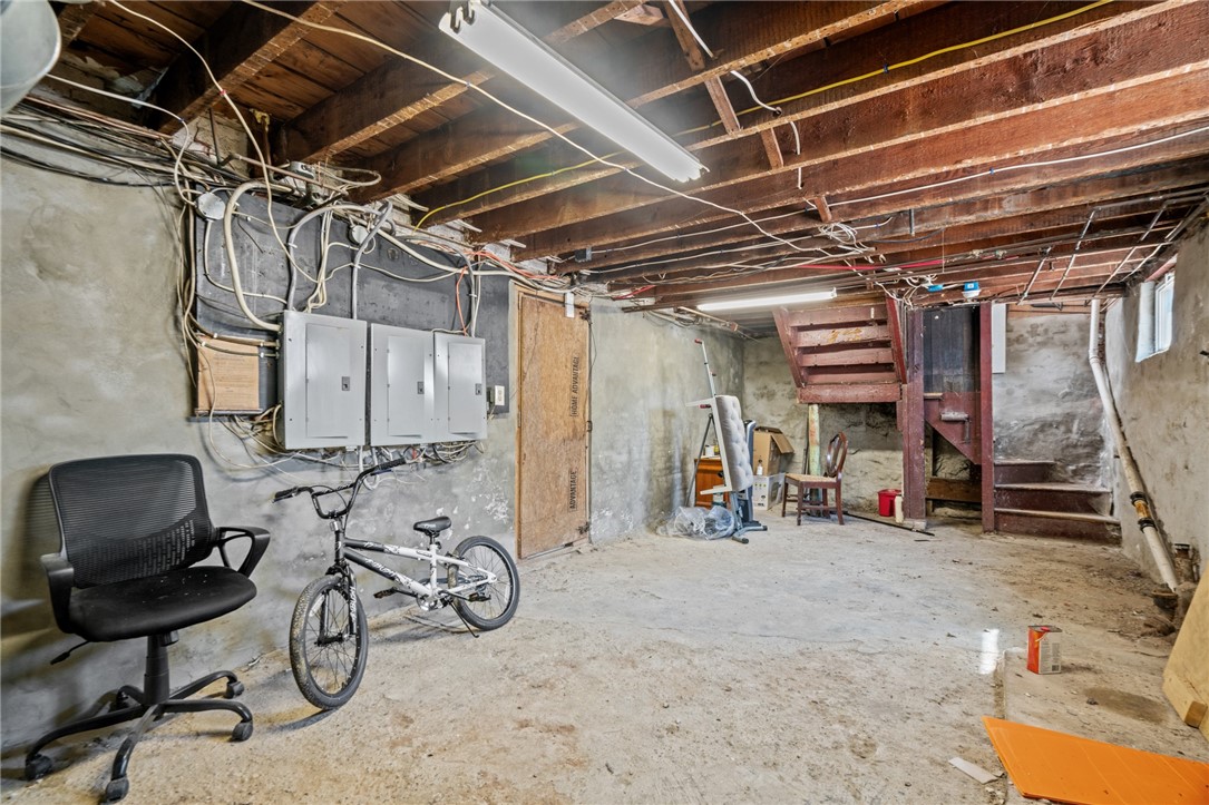 51 Johnson Street Pawtucket, RI 02860 - Photo 41 of 46