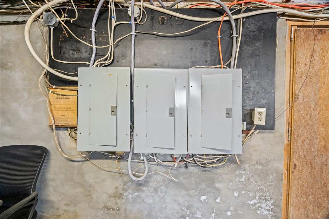 51 Johnson Street Pawtucket, RI 02860 - Photo 43 of 46