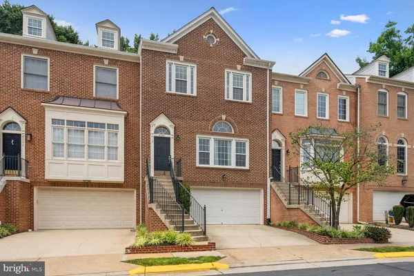 $4,700 | 8544 Westown Way, Vienna, VA 22182