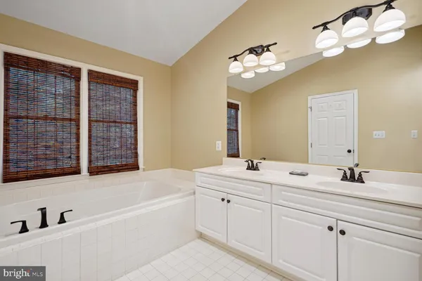 $4,700 | 8544 Westown Way, Vienna, VA 22182