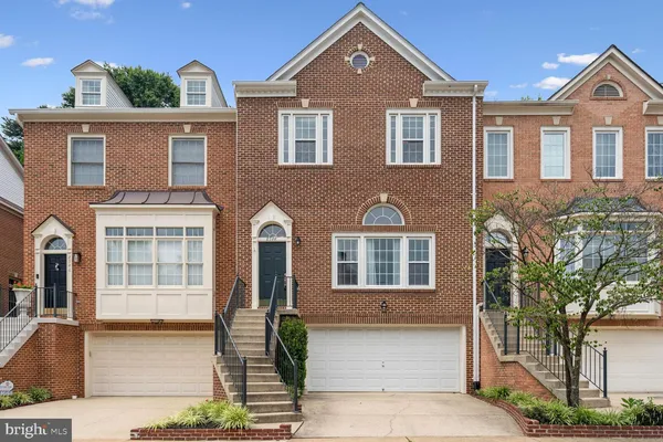 $4,700 | 8544 Westown Way, Vienna, VA 22182