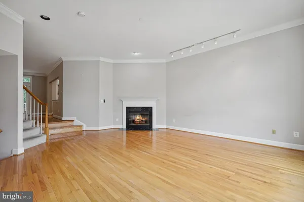 $4,700 | 8544 Westown Way, Vienna, VA 22182