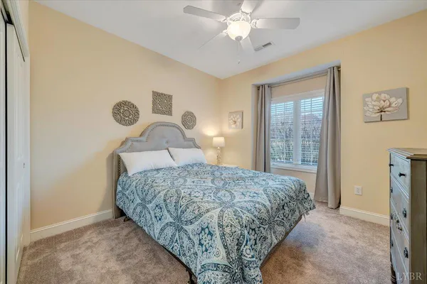 $548,000 | 300 South Pointe Shore Drive, Unit 411, Moneta, VA 24121