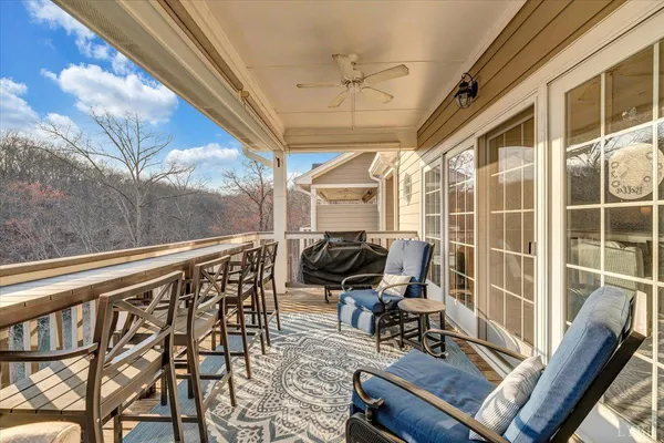 $548,000 | 300 South Pointe Shore Drive, Unit 411, Moneta, VA 24121