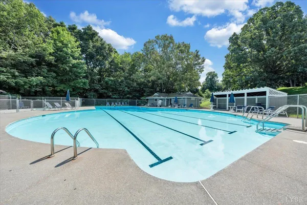 $548,000 | 300 South Pointe Shore Drive, Unit 411, Moneta, VA 24121