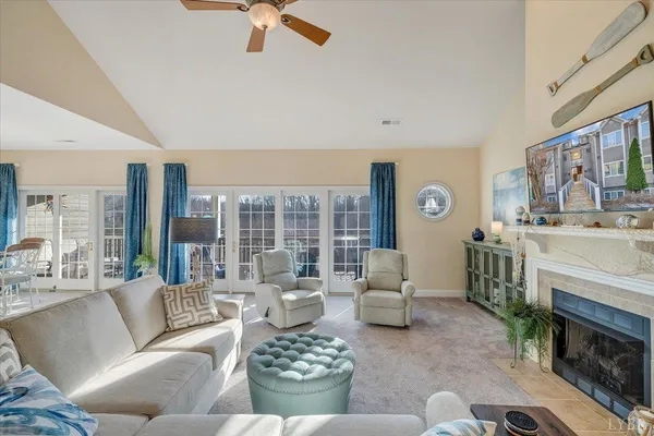 $548,000 | 300 South Pointe Shore Drive, Unit 411, Moneta, VA 24121