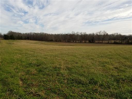 2 Louise Road Cunningham, TN 37052 - Photo 4 of 7 a view of an ocean and beach