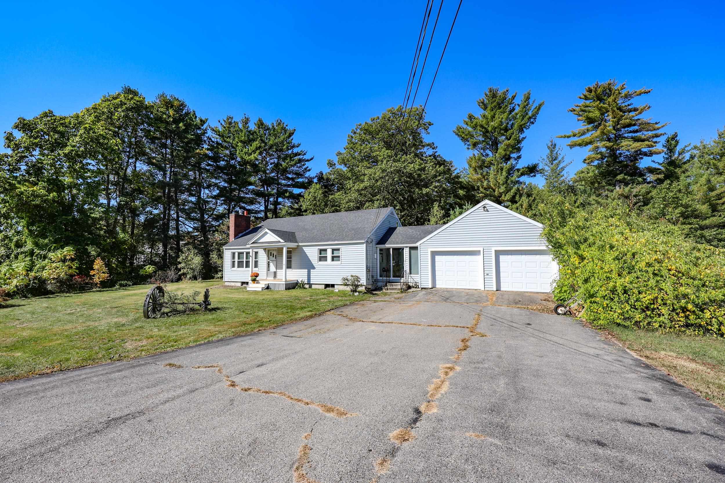 45 Cushing Boulevard Rochester, NH 03867 - Photo 3 of 33