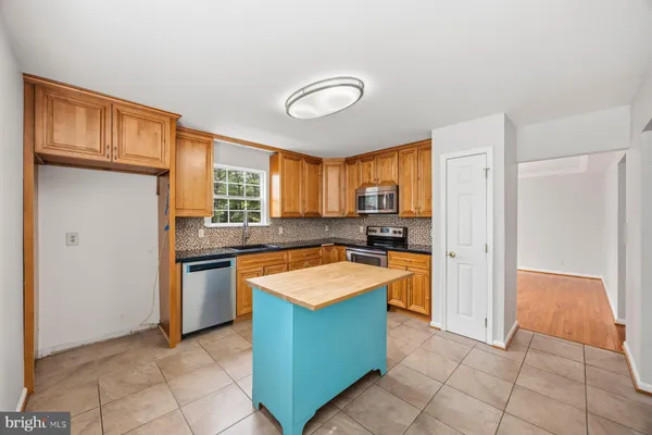 $715,000 | 50 Robinson Landing Road, Severna Park, MD 21146