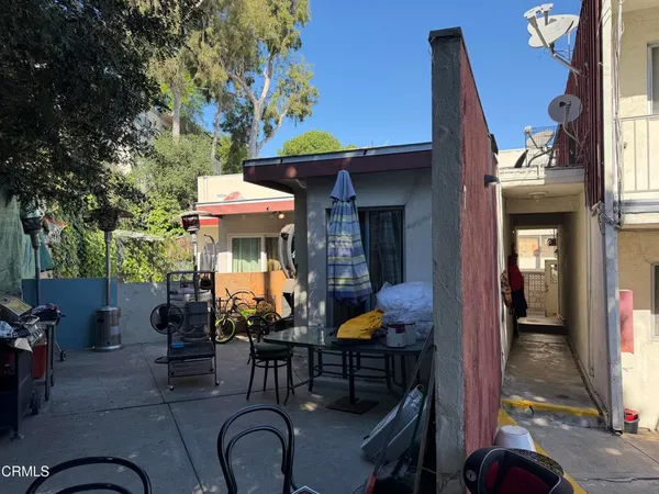 a view of a house with a garage