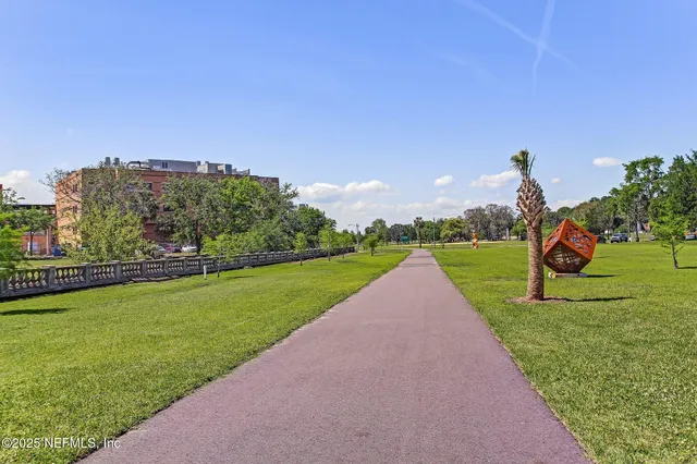 $1,575 | 136 East 6th Street, Jacksonville, FL 32206