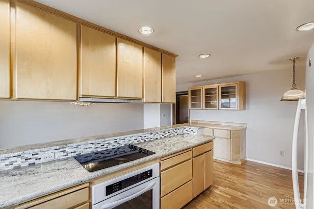 $774,950 | 5215 South 164th Street, Tukwila, WA 98188