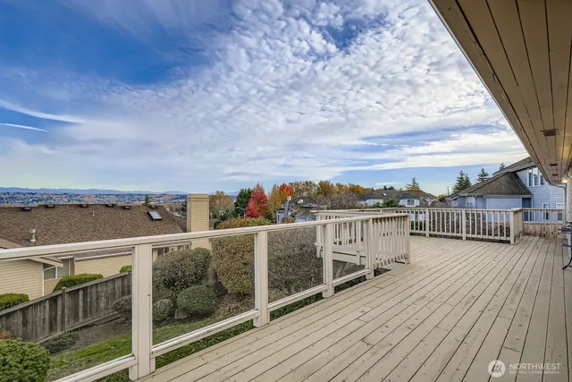 $774,950 | 5215 South 164th Street, Tukwila, WA 98188