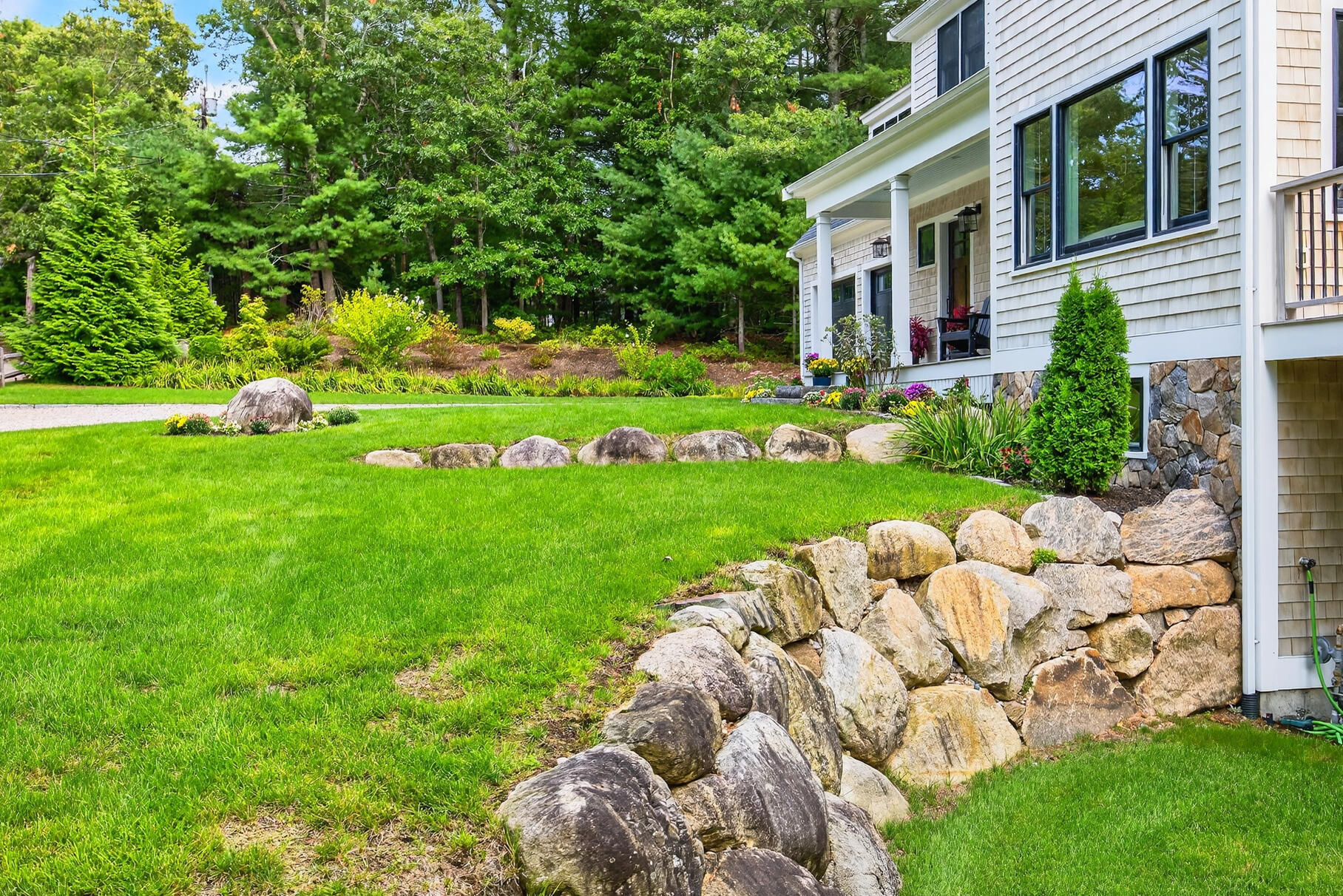 105 Bay Road Cotuit, MA 02635 - Photo 8 of 47 116_9L4A8595