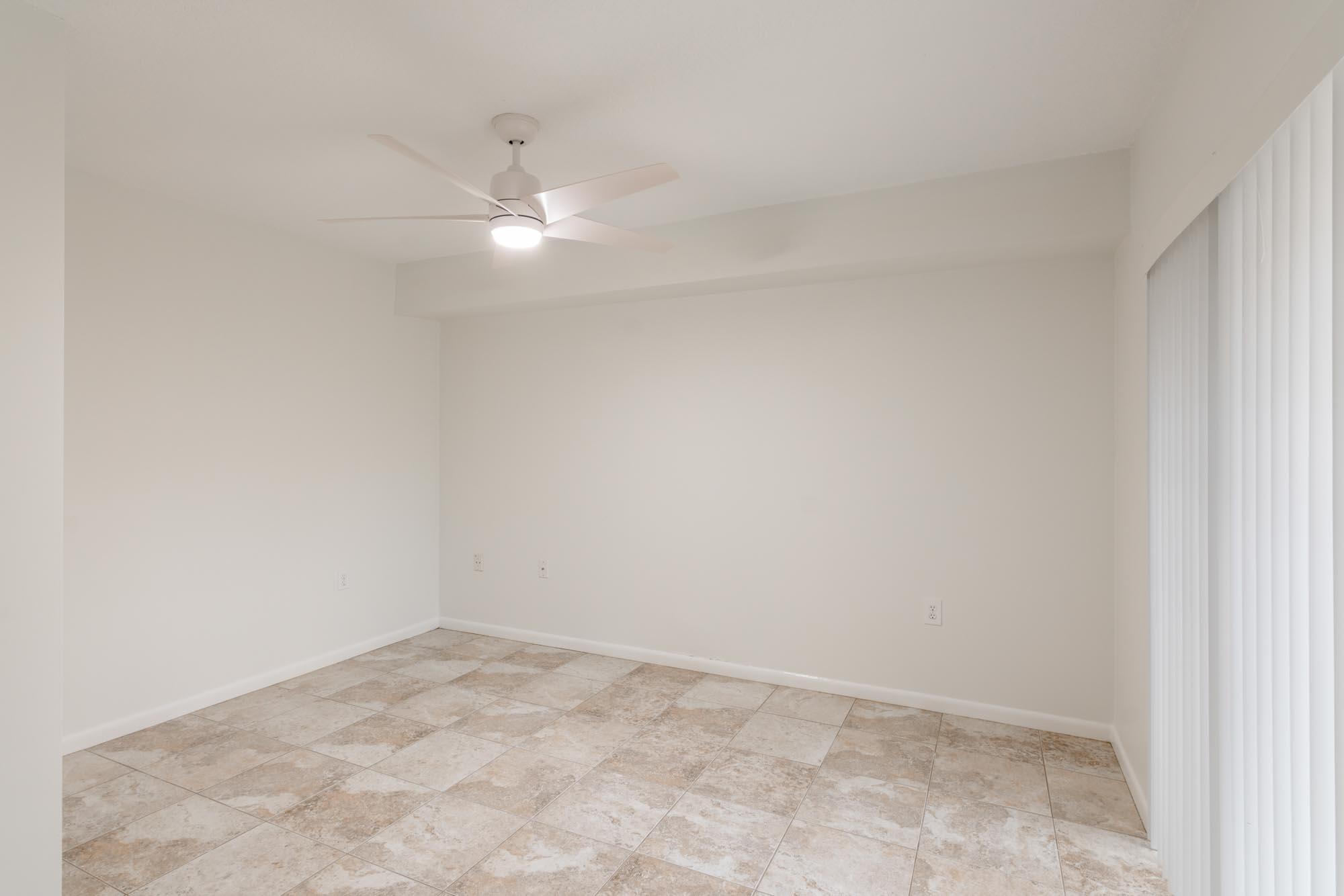 1607 16th Lane Palm Beach Gardens, FL 33418 - Photo 4 of 20 IMG-6