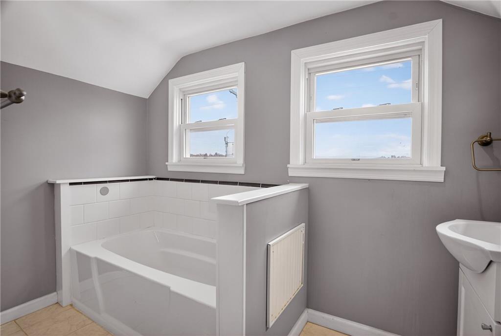 613 Doolittle Avenue Carnegie, PA 15106 - Photo 33 of 47