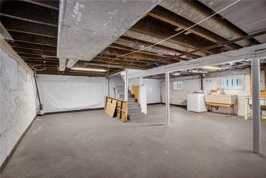 613 Doolittle Avenue Carnegie, PA 15106 - Photo 40 of 47