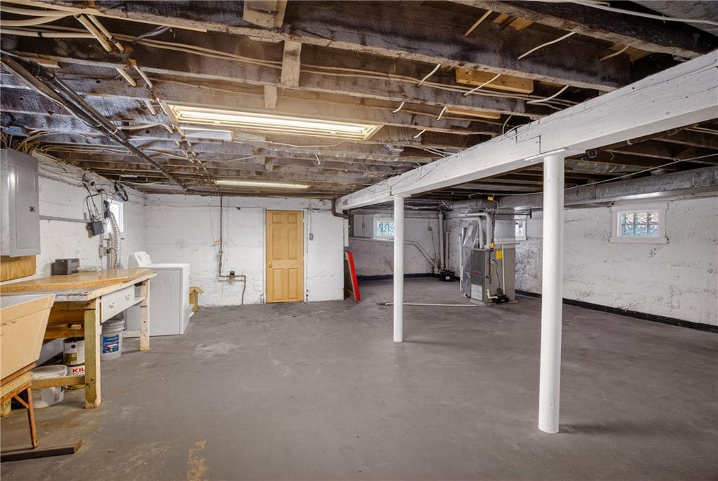 613 Doolittle Avenue Carnegie, PA 15106 - Photo 41 of 47