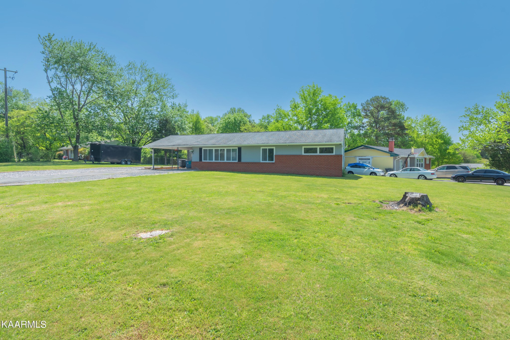 1716 Reaves Road Knoxville, TN 37912 - Photo 3 of 31 Gallery Image 3