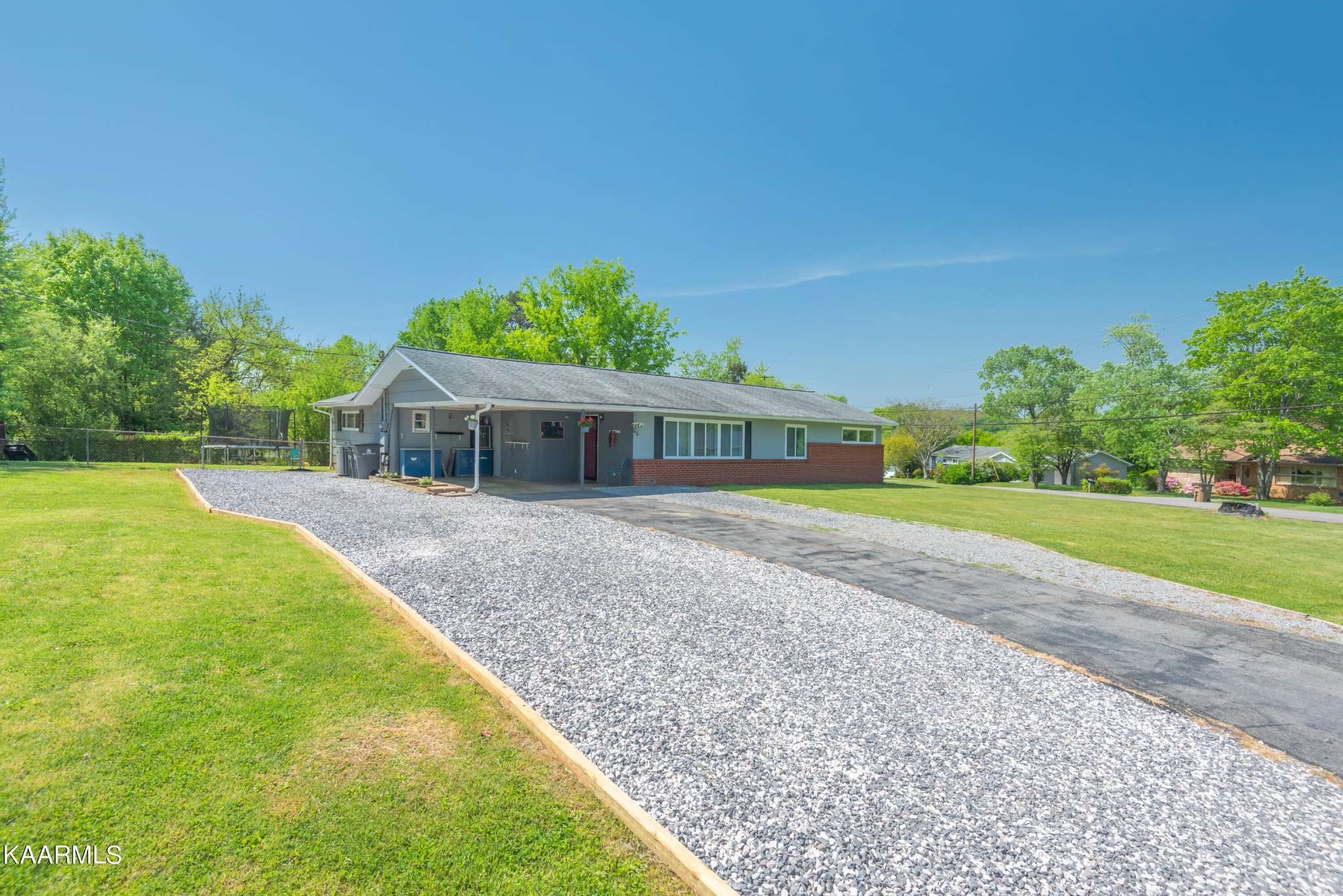 1716 Reaves Road Knoxville, TN 37912 - Photo 4 of 31 Gallery Image 4