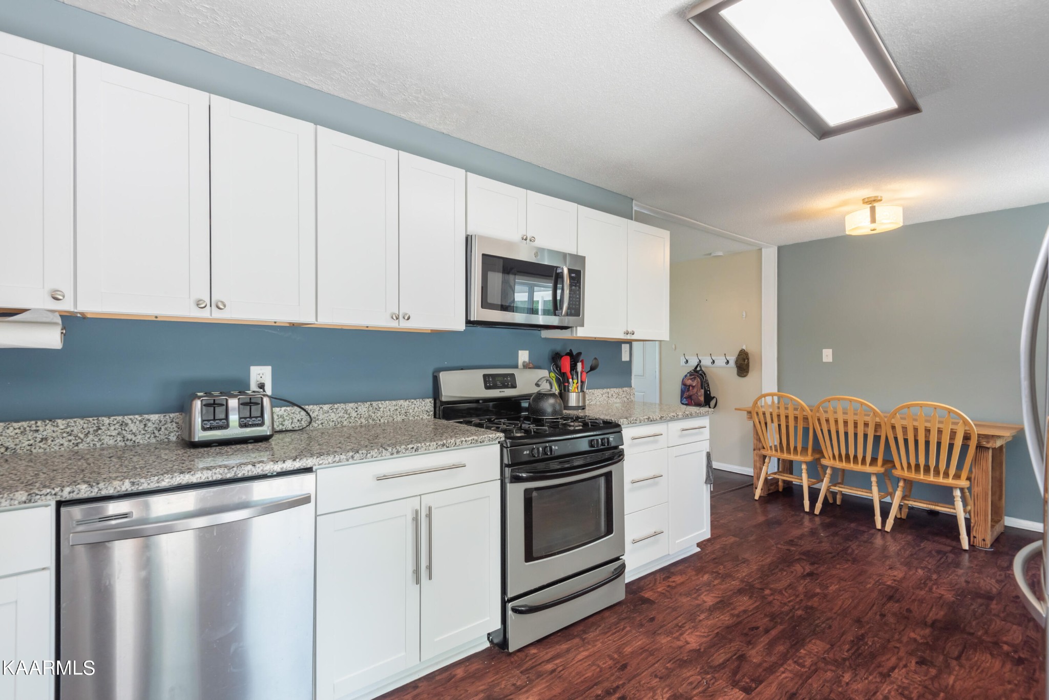 1716 Reaves Road Knoxville, TN 37912 - Photo 10 of 31 Gallery Image 10