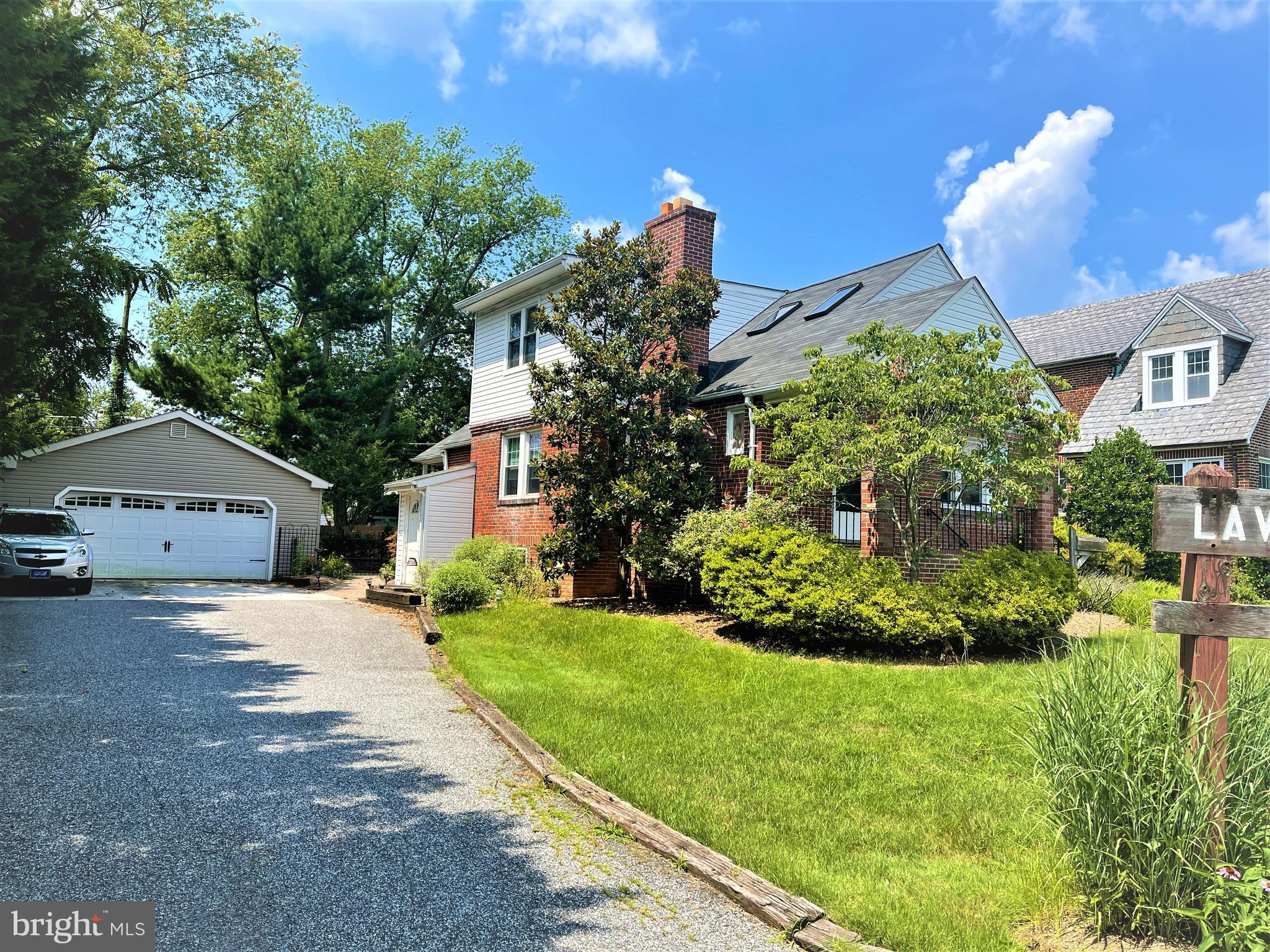 2909 Alden Road Baltimore, MD 21234 - Photo 1 of 46 Gallery Image 1