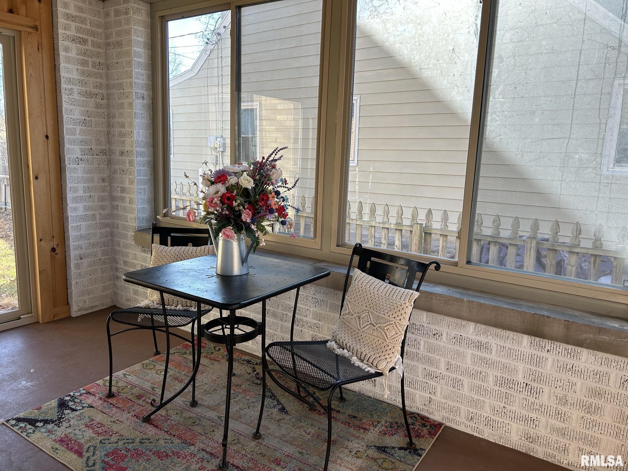 105 Woodlawn Road Quincy, IL 62301 - Photo 21 of 21 Gallery Image 21
