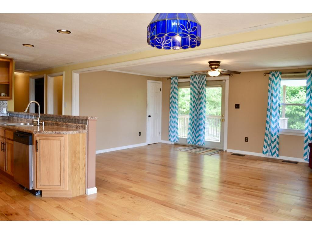 199 Carter Minton Road Dryden, VA 24243 - Photo 12 of 36 Photo 12