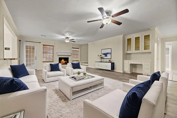 $2,700 | 1103 Suwanee Lane, Houston, TX 77090