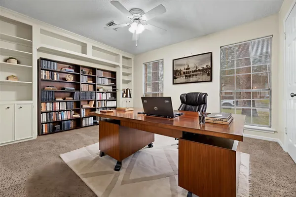 $2,700 | 1103 Suwanee Lane, Houston, TX 77090