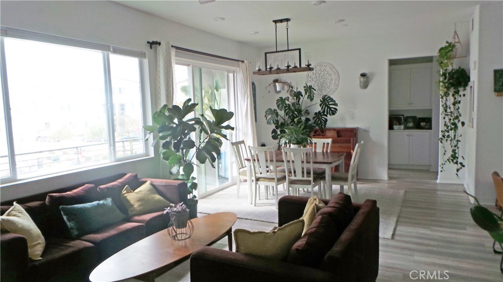 26976 Prospector Road, Unit 201 Valencia, CA 91381 - Photo 4 of 36