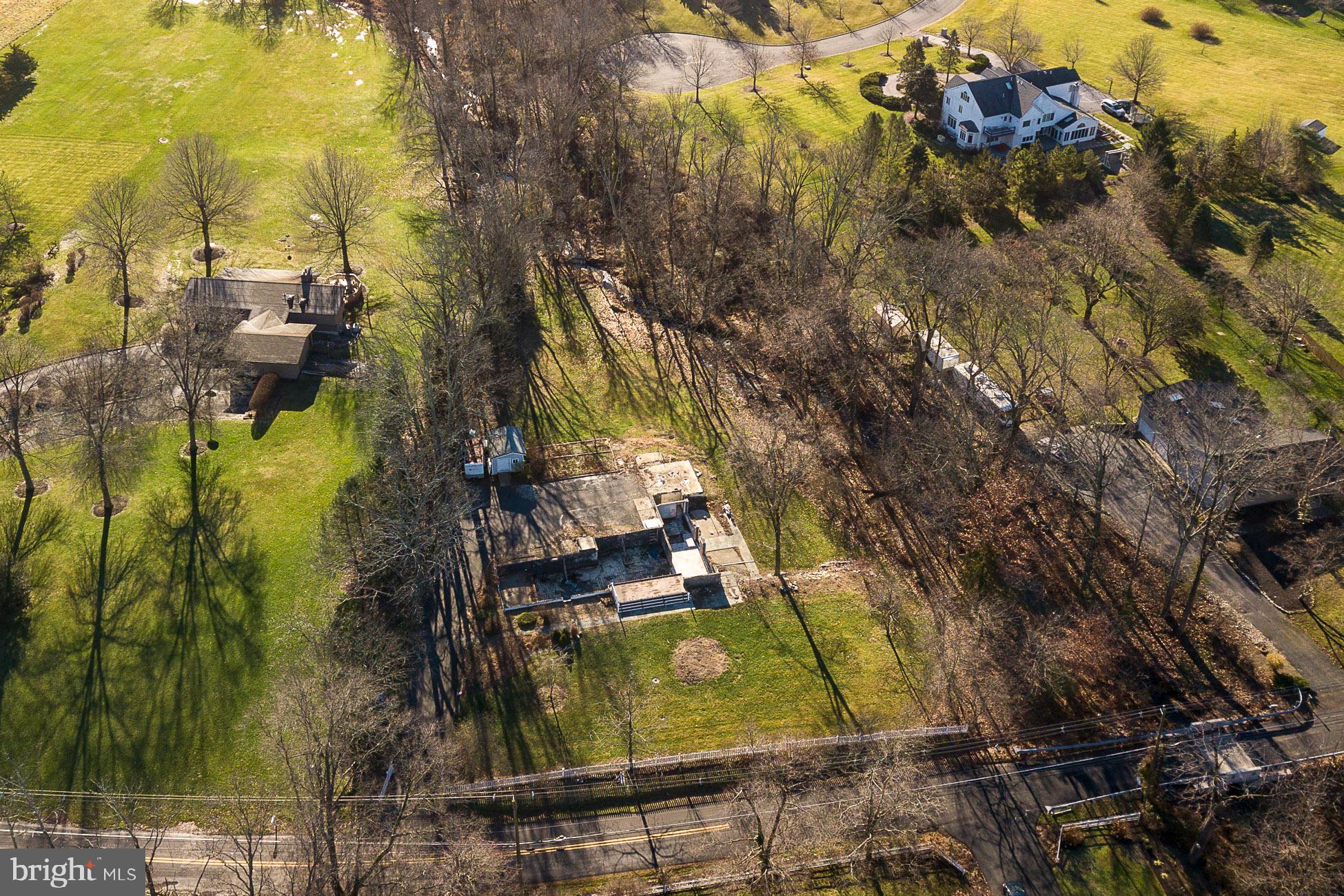 74 Woosamonsa Road Pennington, NJ 08534 - Photo 9 of 21