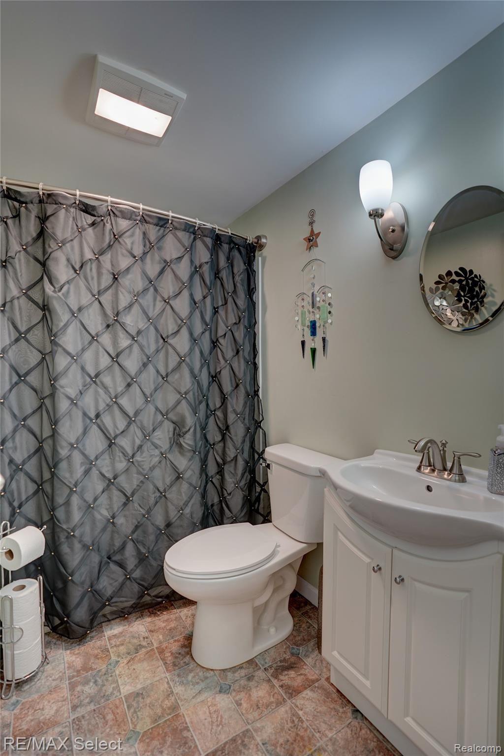 2483 Curtis Road Birch Run, MI 48415 - Photo 42 of 55 2483 E Curtis Road 57.jpg