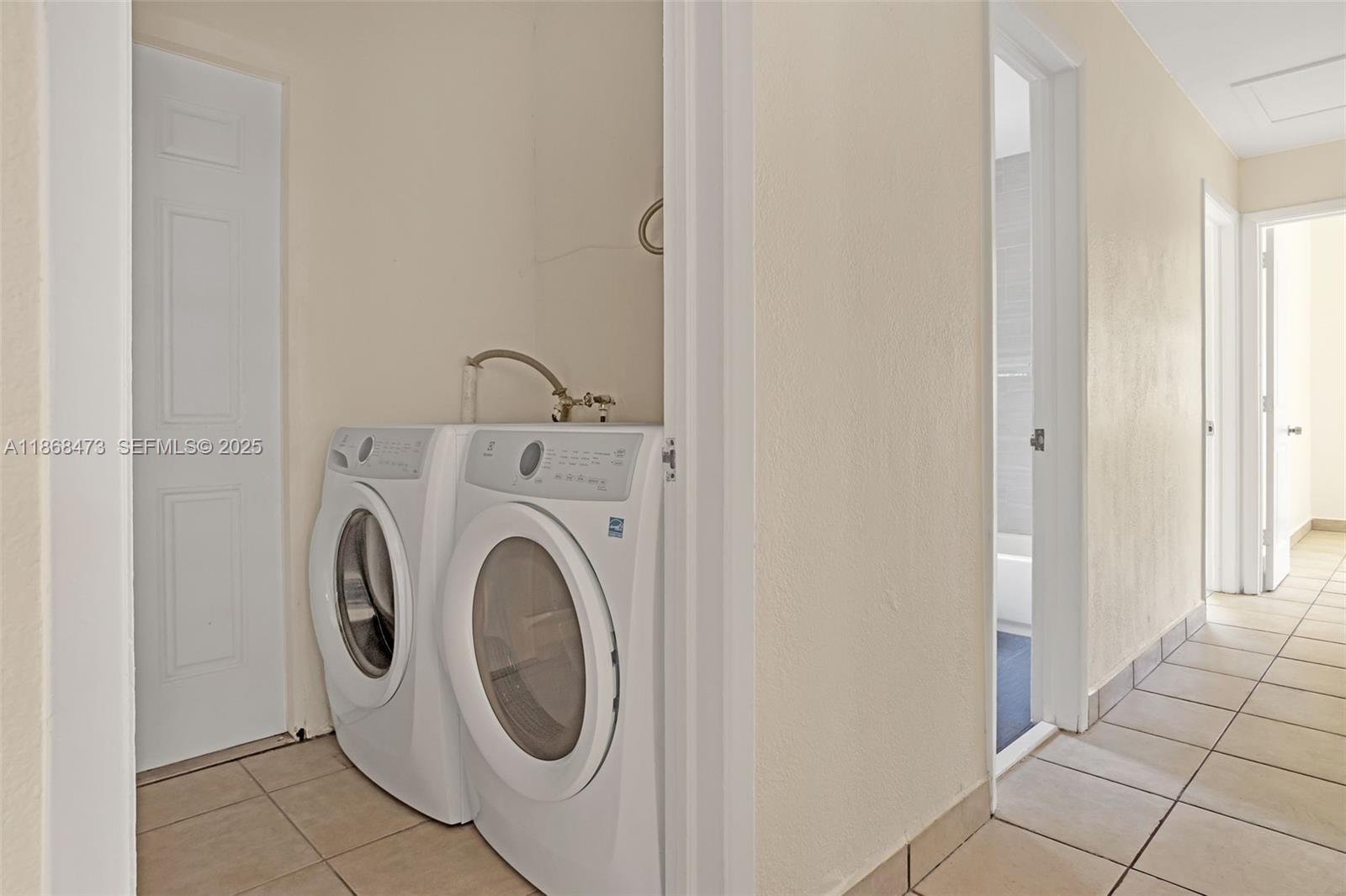 650 Northeast 178th Street Miami, FL 33162 - Photo 18 of 37