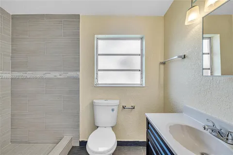 $750,000 | 650 Northeast 178th Street, Miami, FL 33162