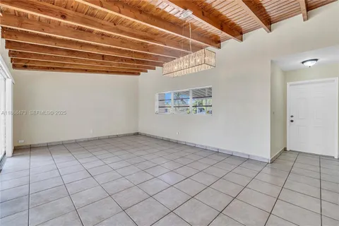 $750,000 | 650 Northeast 178th Street, Miami, FL 33162