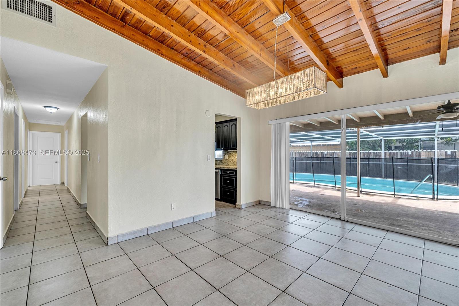 650 Northeast 178th Street Miami, FL 33162 - Photo 31 of 37