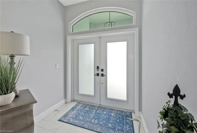a view of entryway with a potted plant