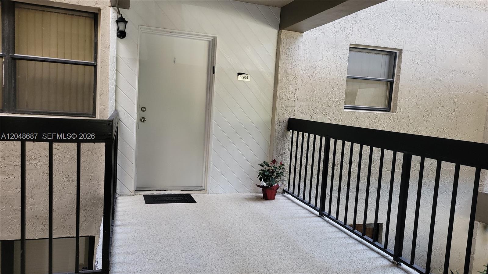 461 Ives Dairy Road, Unit 2042 Miami, FL 33179 - Photo 3 of 12